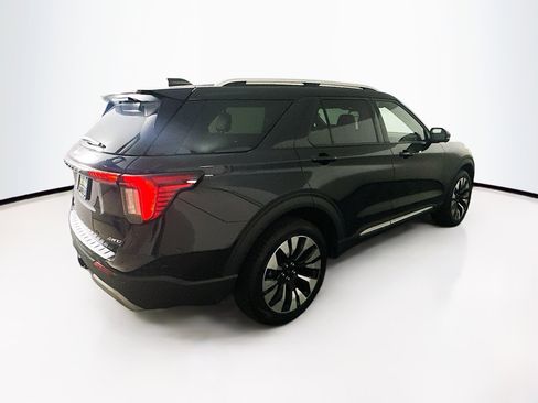 Used 2025 Ford Explorer Platinum w/ LUX Leather Package image 9