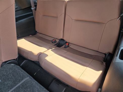 New 2025 Mitsubishi Outlander SEL image 22