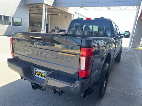 Used 2021 Ford F250 Lariat image 13