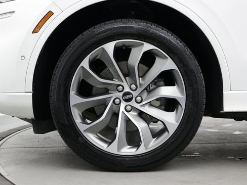 Used 2022 Lincoln Aviator Grand Touring w/ Equipment Group 301A AWD/4WD image 12