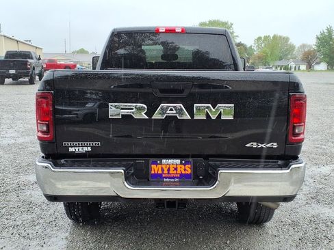 Used 2026 RAM 2500 Big Horn AWD/4WD image 8