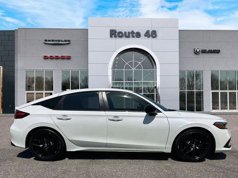 Used 2024 Honda Civic Sport image 6