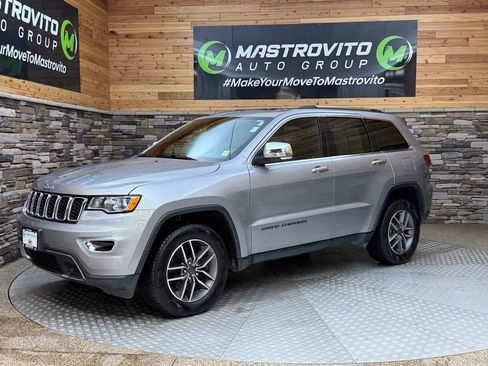 Used 2021 Jeep Grand Cherokee Limited w/ Trailer Tow Group IV AWD/4WD image 13