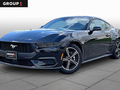 Used 2025 Ford Mustang Premium RWD image 1