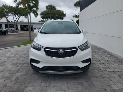 Used 2021 Buick Encore Preferred image 2