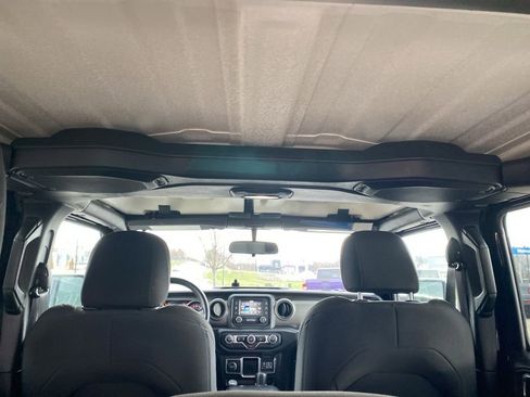 Certified 2018 Jeep Wrangler Unlimited Sport image 14