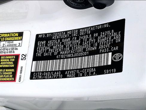 Used 2018 Toyota Camry XLE image 37