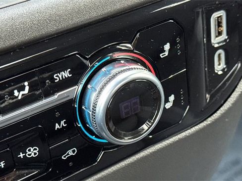 Used 2023 GMC Sierra 1500 Elevation image 30