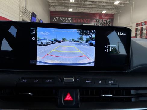 Used 2025 Kia K4 FWD image 32