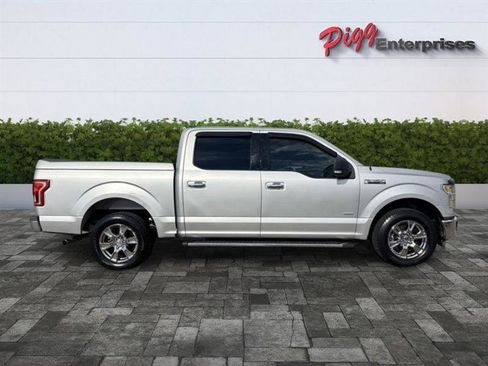 Used 2015 Ford F150 XLT w/ Equipment Group 301A Mid RWD image 11