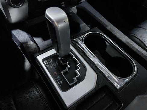 Used 2018 Toyota Tundra Limited w/ Limited Premium Package image 19