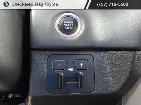 Used 2023 Toyota Tundra Platinum AWD/4WD image 20