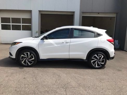 Used 2020 Honda HR-V Sport image 7