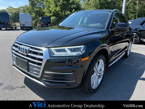 Used 2019 Audi Q5 2.0T Premium Plus w/ Premium Plus Package AWD/4WD image 4