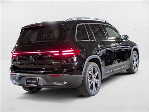 New 2025 Mercedes-Benz EQB 300 4MATIC image 2