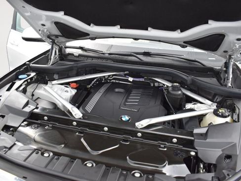 Used 2022 BMW X5 sDrive40i w/ Premium Package RWD image 32