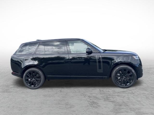 New 2027 Land Rover Range Rover Long Wheelbase SE AWD/4WD image 4