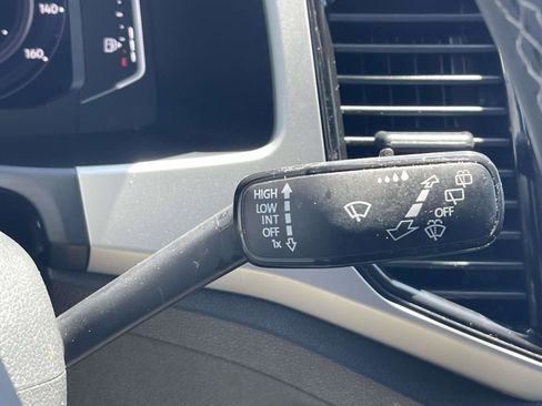 Used 2022 Volkswagen Atlas SE FWD image 26