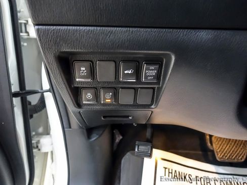 Used 2017 INFINITI QX60 AWD w/ Premium Plus Package image 27