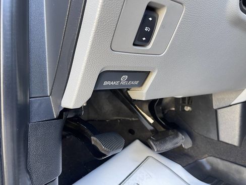 Used 2019 Ford F250 XLT w/ XLT Value Package image 17