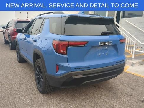 Certified 2026 GMC Terrain Elevation w/ Elevation Premium Package FWD image 3