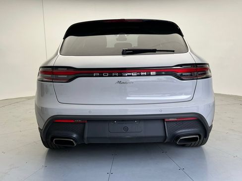 Used 2024 Porsche Macan AWD/4WD image 21