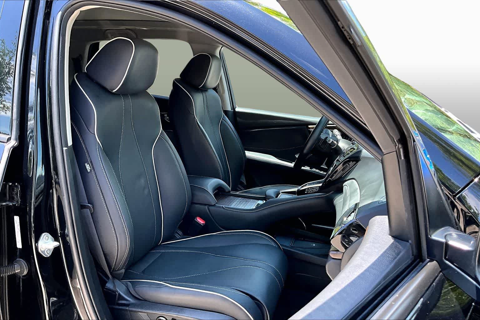 Used 2023 Acura RDX w/ Advance Package AWD/4WD image 16