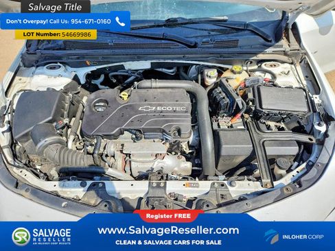 Used 2017 Chevrolet Malibu LT FWD image 15