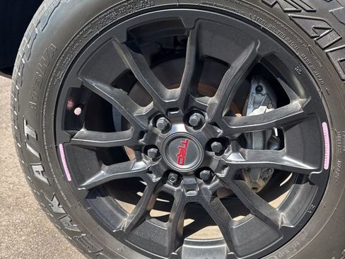 Used 2024 Toyota Tundra SR5 w/ SR5 Convenience Package AWD/4WD image 10