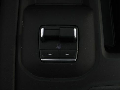 New 2026 GMC Sierra 3500 Denali w/ Denali Reserve Package image 9