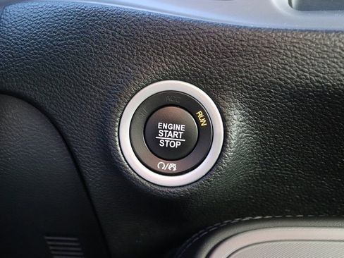 Used 2023 Dodge Challenger R/T image 18