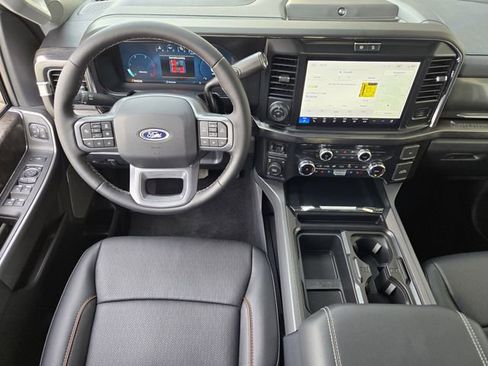 New 2026 Ford F250 Lariat w/ Black Appearance Package image 20