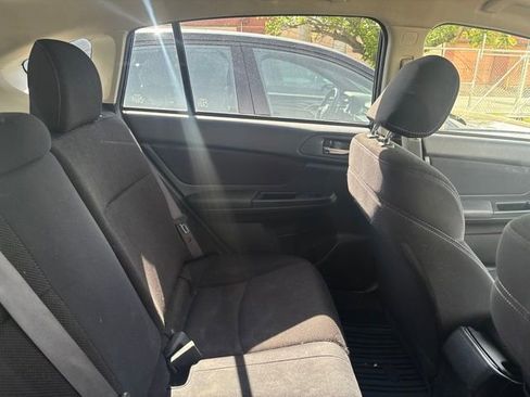 Used 2014 Subaru Crosstrek 2.0i Premium AWD/4WD image 9