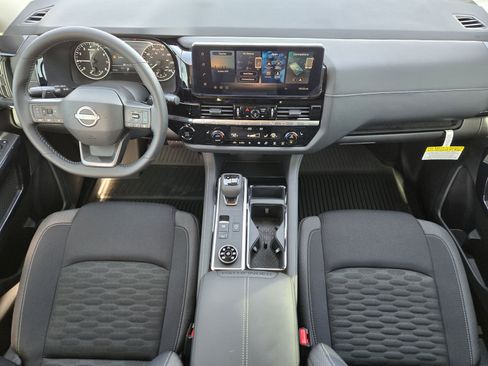 New 2026 Nissan Pathfinder SV image 22