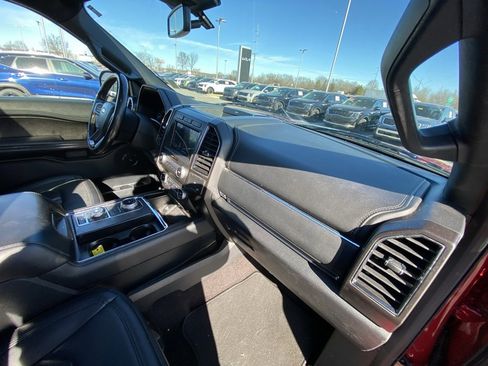 Used 2021 Ford Expedition Max Limited image 34