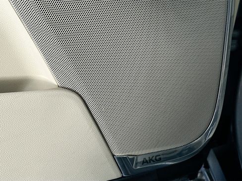 Used 2023 Cadillac Escalade Sport Platinum w/ Heavy-Duty Trailer Package image 19