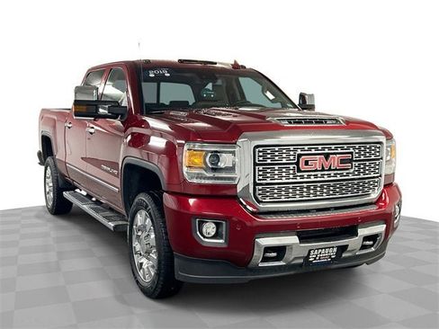 Certified 2019 GMC Sierra 2500 Denali w/ Duramax Plus Package image 1