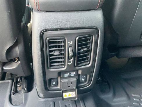 Certified 2024 Dodge Durango GT AWD/4WD image 15