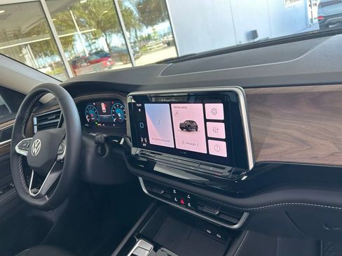 New 2026 Volkswagen Atlas SE image 34