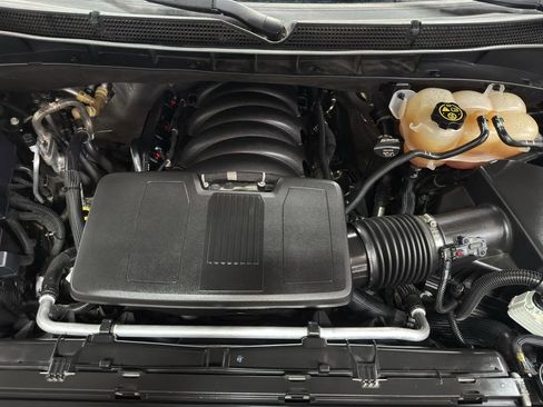 Used 2022 GMC Yukon AT4 AWD/4WD image 10