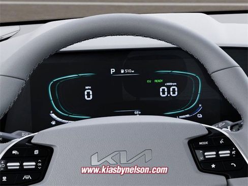 New 2025 Kia Niro EX image 21