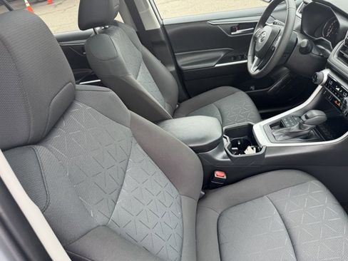 Certified 2025 Toyota RAV4 XLE w/ Convenience Package AWD/4WD image 19