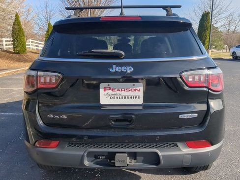 Used 2018 Jeep Compass Latitude w/ Popular Equipment Group image 5