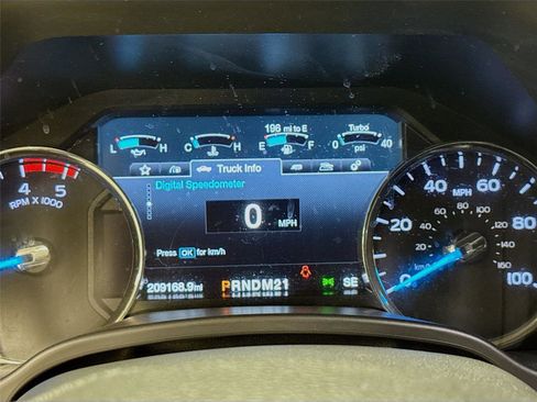 Used 2017 Ford F250 Lariat w/ Lariat Ultimate Package image 12