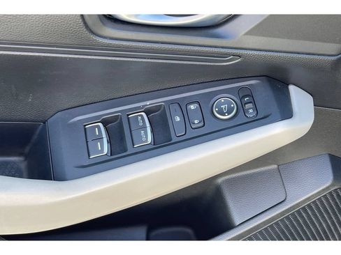 Used 2023 Honda Accord LX image 12