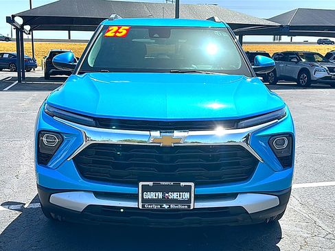 Used 2025 Chevrolet TrailBlazer LT FWD image 11