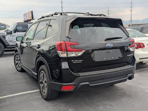 Used 2022 Subaru Forester Premium w/ Popular Package #1 AWD/4WD image 4