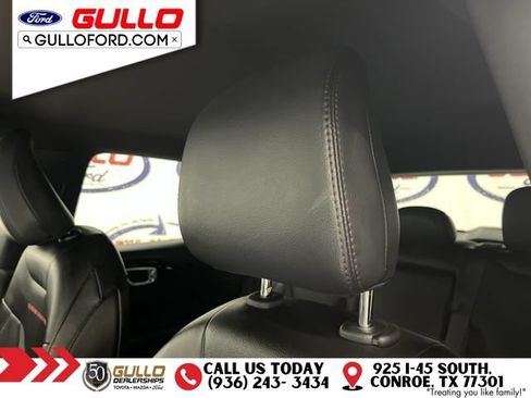 Used 2025 Jeep Compass Trailhawk w/ Trailer Tow Group AWD/4WD image 17