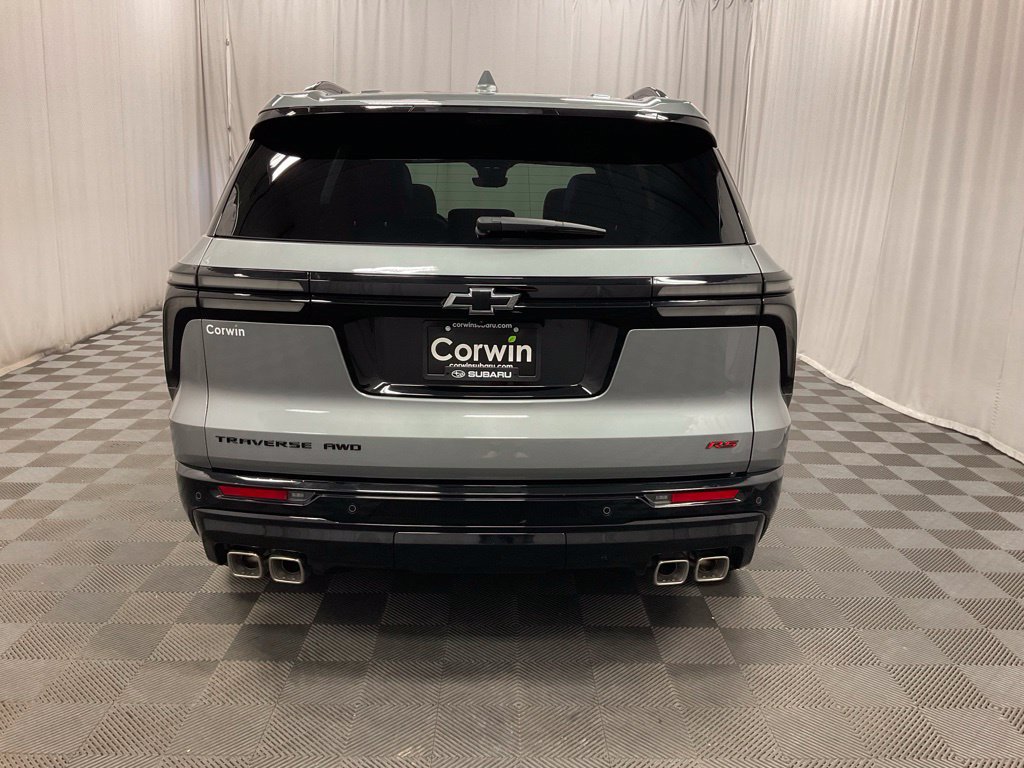 Used 2026 Chevrolet Traverse RS AWD/4WD image 5
