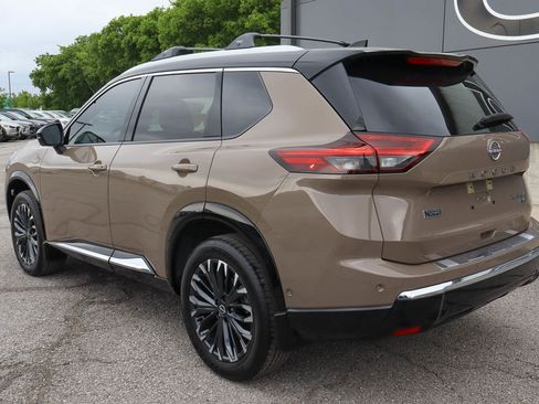 Used 2025 Nissan Rogue Platinum w/ Platinum Premium Package AWD/4WD image 6